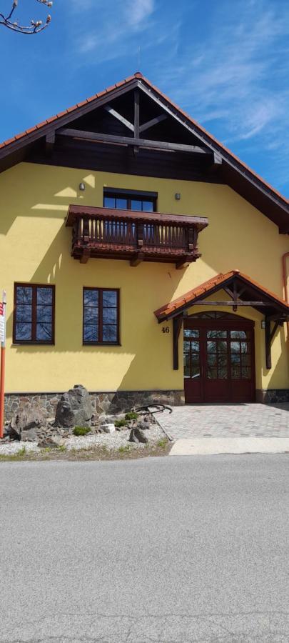 Apartmany Lumi Veľký Slavkov Exteriör bild