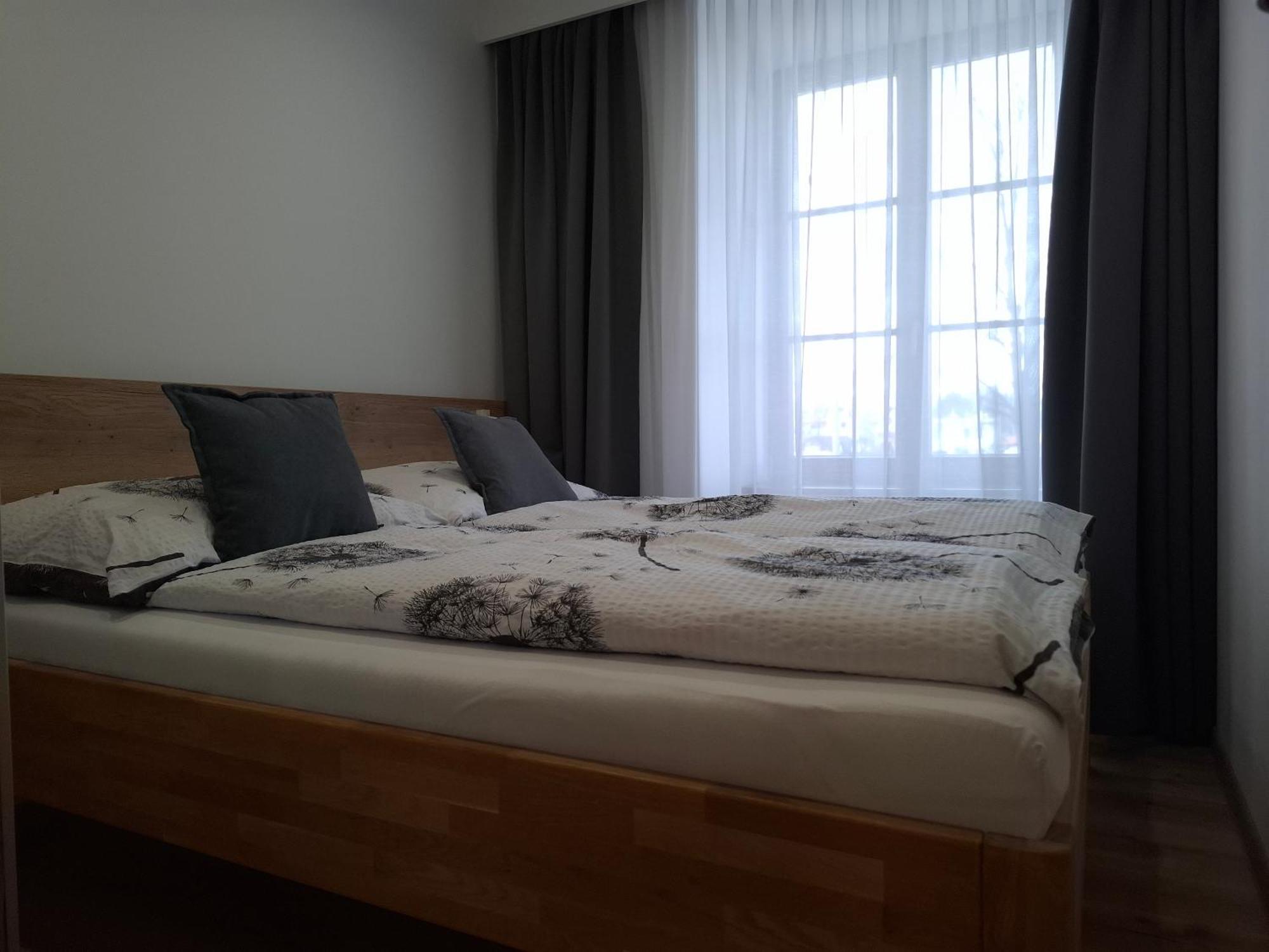 Apartmany Lumi Veľký Slavkov Exteriör bild